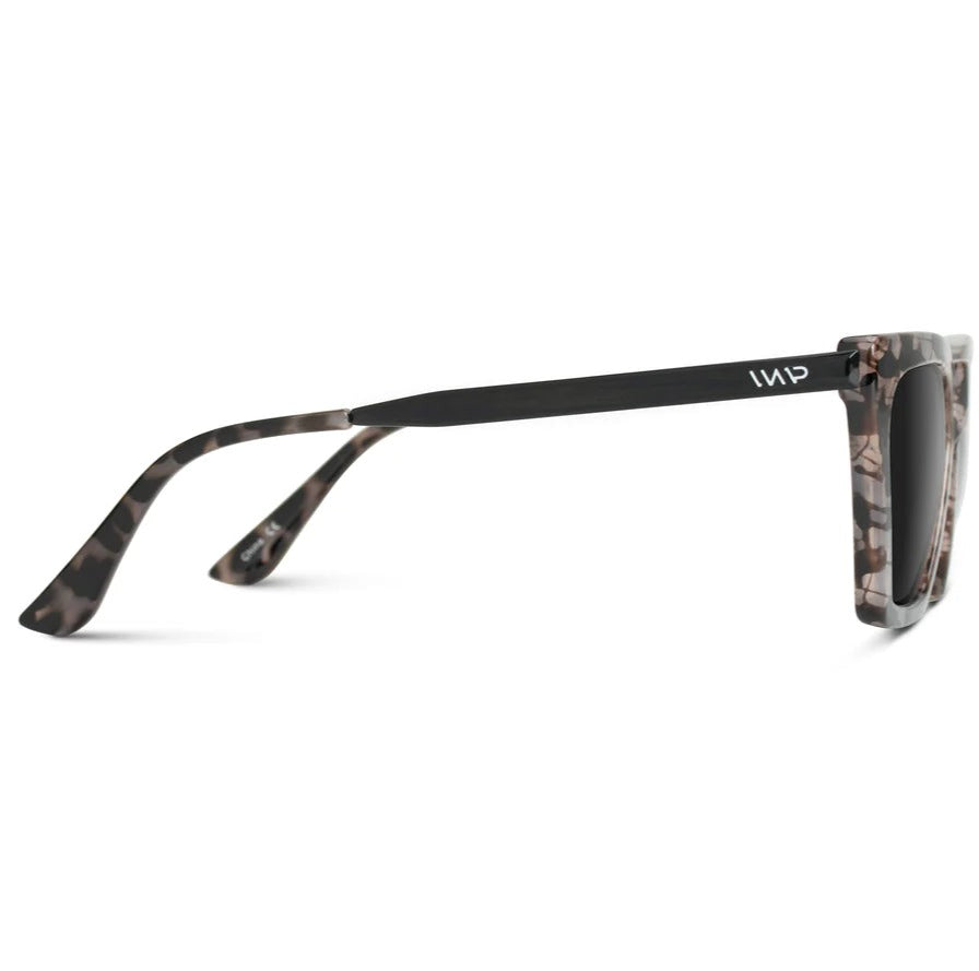 Polarized Sunglasses with Cat Eye Shape on Metal Frame